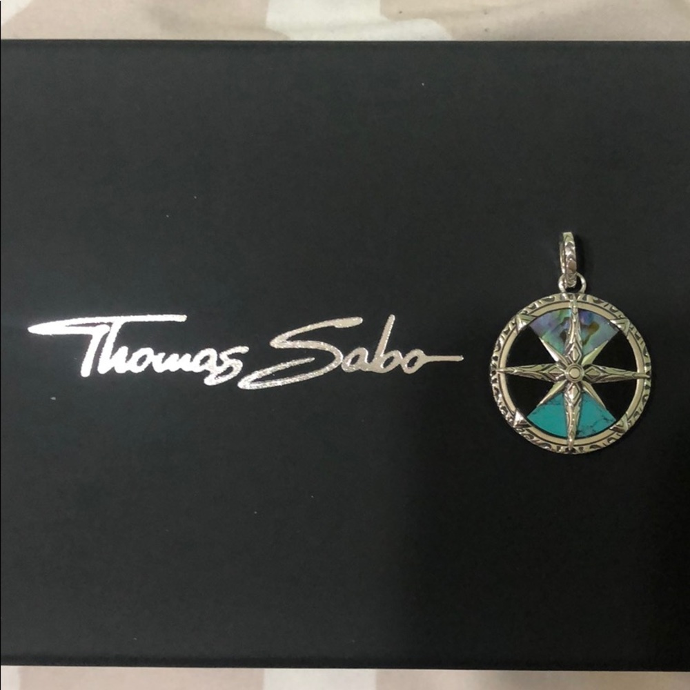 Compass pendant. 925 sterling-silver. Unisex.